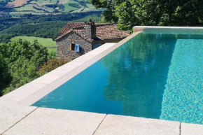 Gîte avec piscine proche de Millau